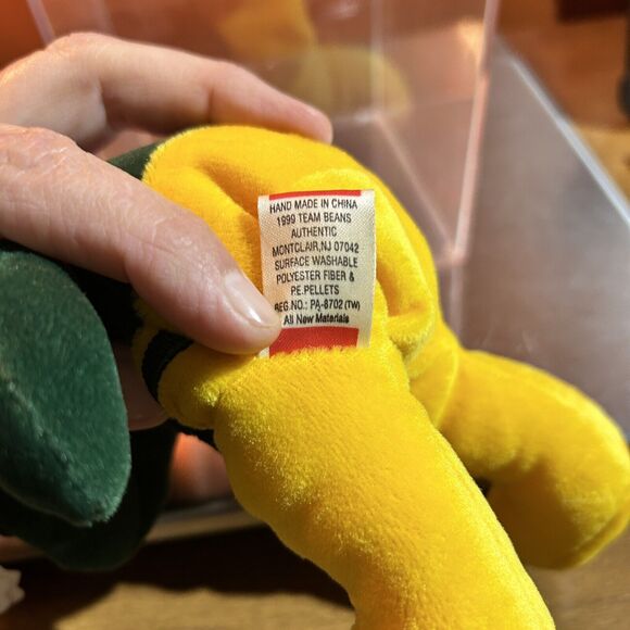 Pigskin Bears Green Bay Packers NFL Bear: Brett Favre #4 - August 1999 - Picture 7 of 7